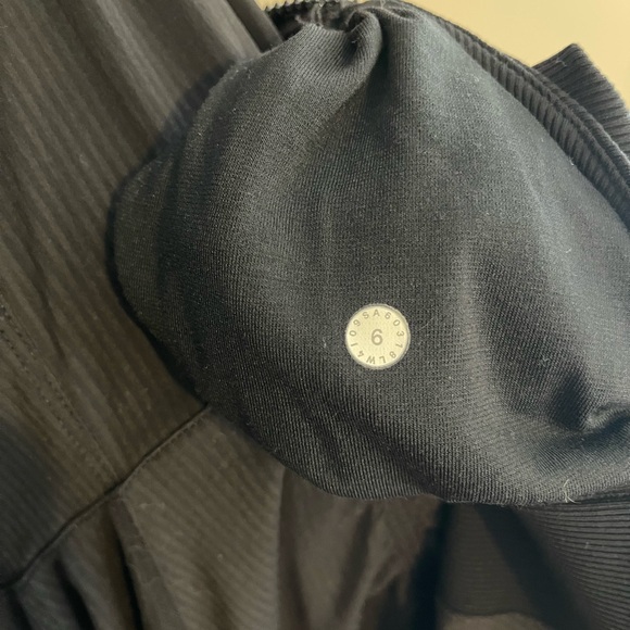 Lululemon In Flux Reversible Jacket - Picture 6 of 7